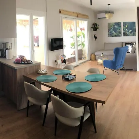 Areti Seaview Apartamento Rétino